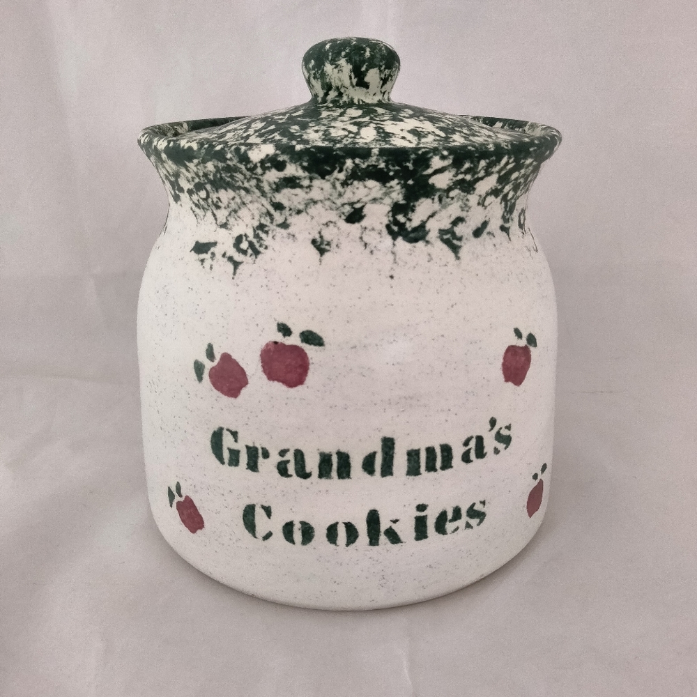 Vintage Grandma's Cookies Jar